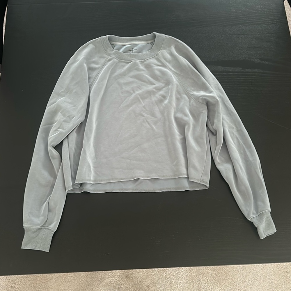 Hollister women’s Gilly Hicks long sleeve top basically brand new condition.